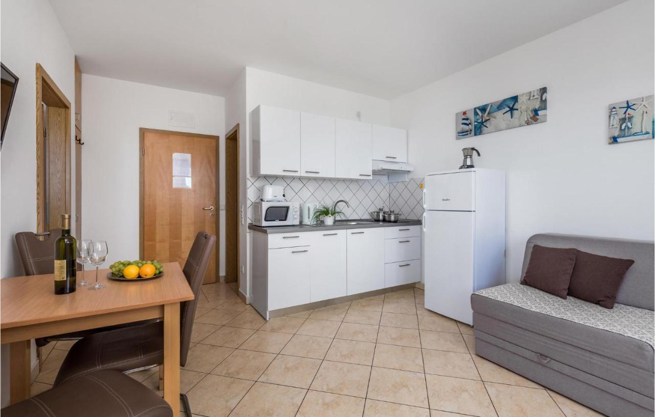 Nice Apartment In Volosko With Kitchen Экстерьер фото